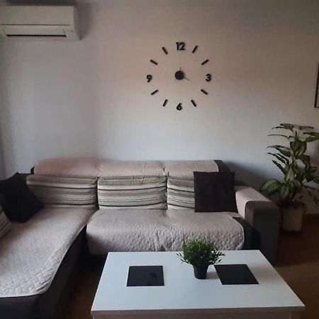 Santa Coloma De CervelloPrecioso Piso Barcelonaアパートメント エクステリア 写真